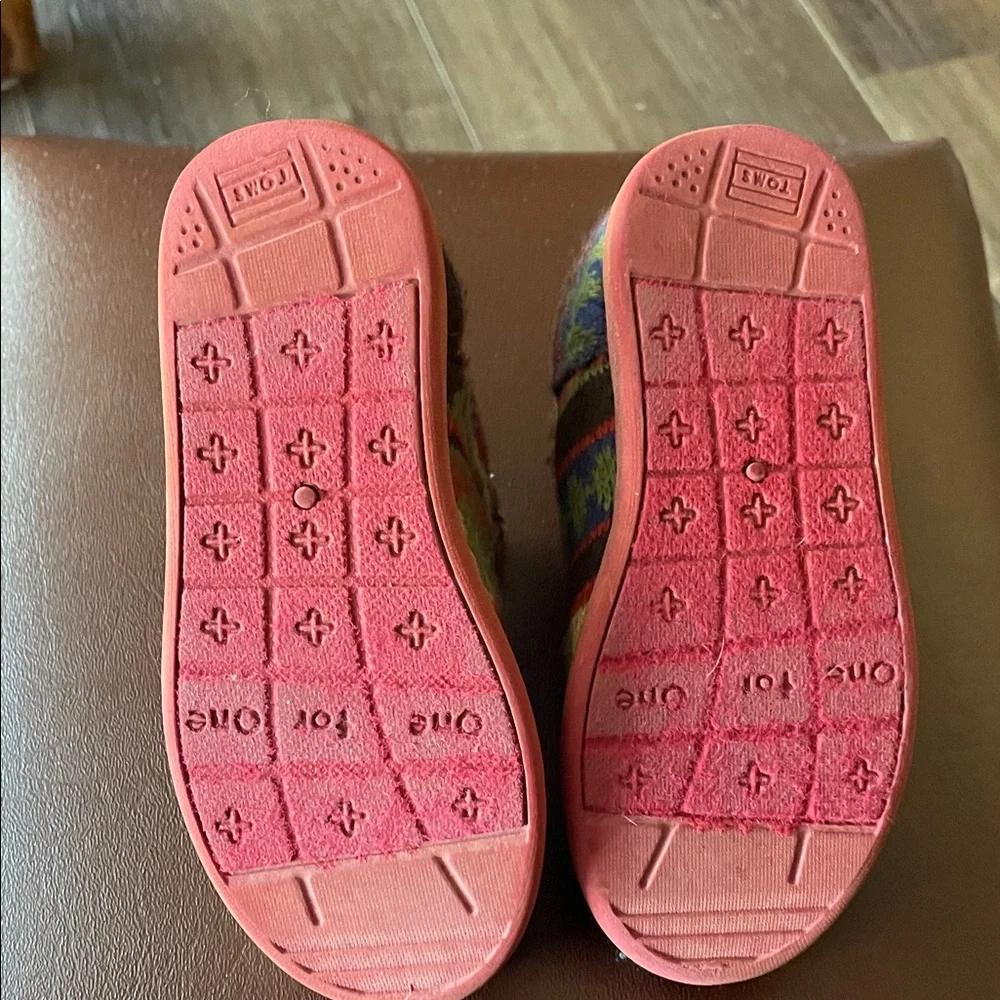 Toms Colorful Patterned Kids Shoes 8